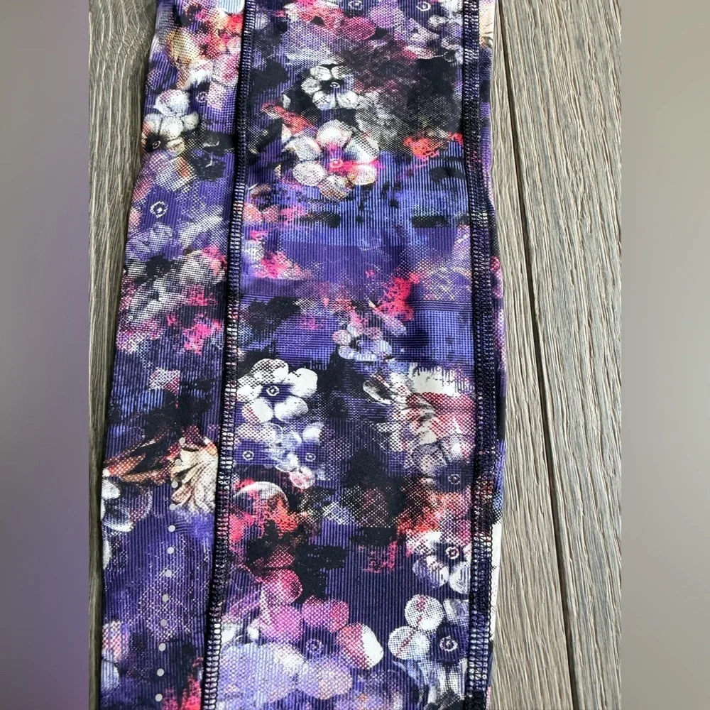 Lululemon Fast & Free 7/8 HR Tight in CDLI Australian Release Purple Floral